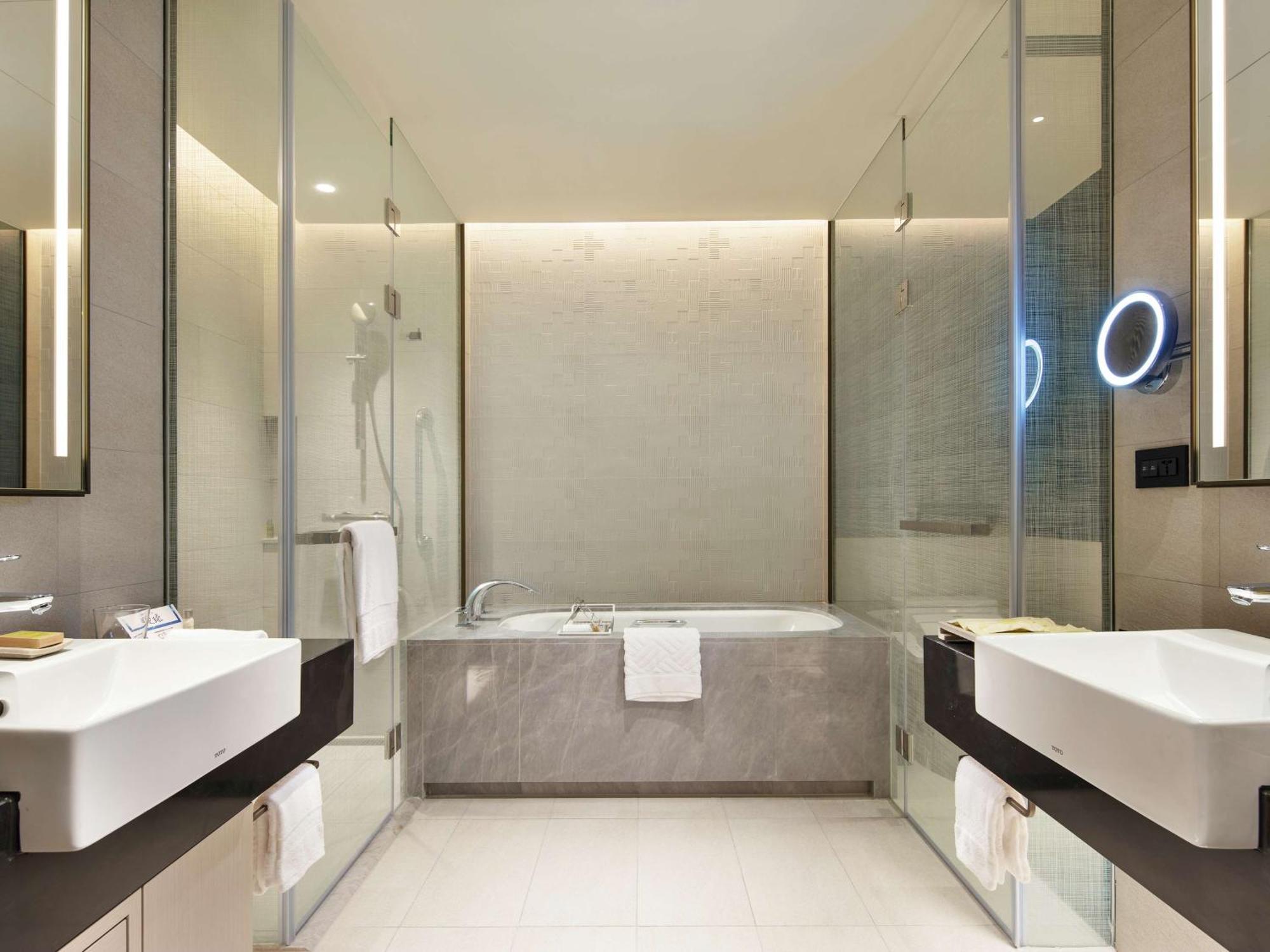 Hilton Taipei Sinban Hotel New Taipei City Ngoại thất bức ảnh