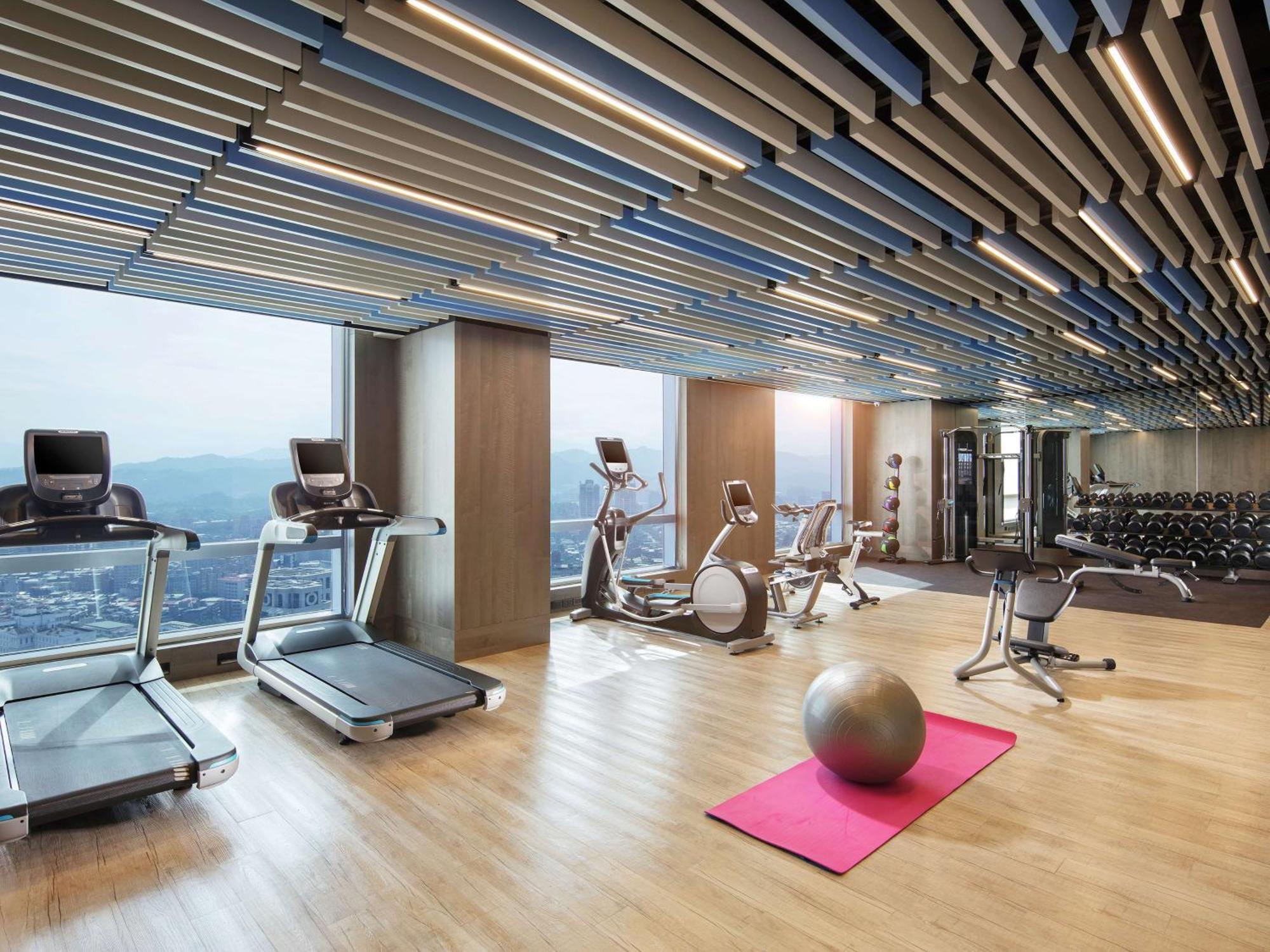Hilton Taipei Sinban Hotel New Taipei City Ngoại thất bức ảnh